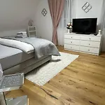 Semesterbostad Ferienhaus Linz *